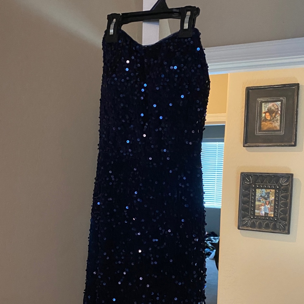 Elegant Blue Sequin Dress